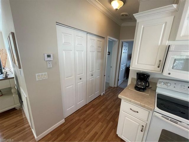 5935 Brightwood DR, Fort Myers, FL 33905