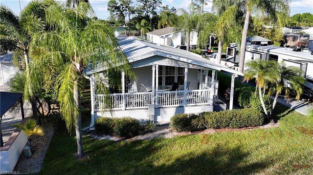 5935 Brightwood DR, Fort Myers, FL 33905