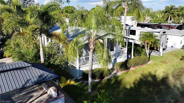 5935 Brightwood DR, Fort Myers, FL 33905