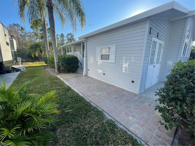 5935 Brightwood DR, Fort Myers, FL 33905
