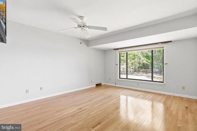 18040 SHIPPING POINT RD, Lexington Park, MD 20653