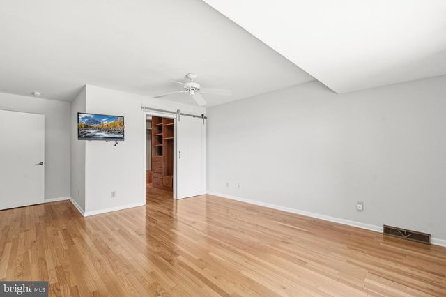 18040 SHIPPING POINT RD, Lexington Park, MD 20653