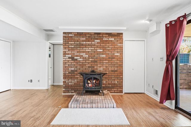 18040 SHIPPING POINT RD, Lexington Park, MD 20653