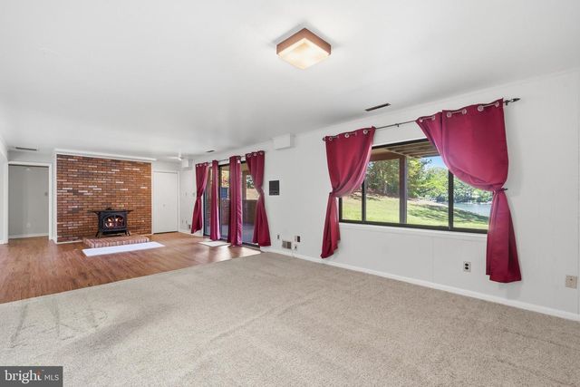 18040 SHIPPING POINT RD, Lexington Park, MD 20653