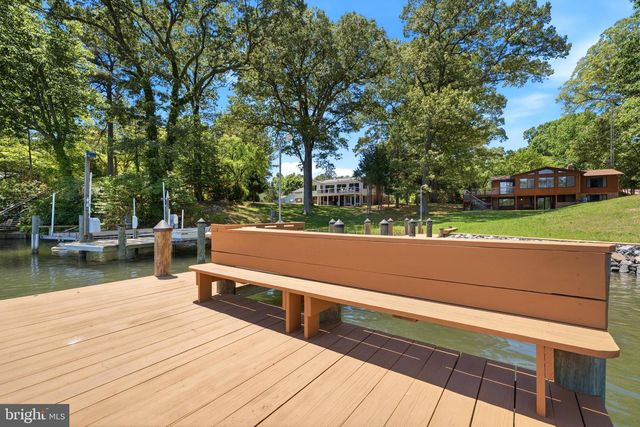 18040 SHIPPING POINT RD, Lexington Park, MD 20653