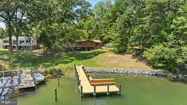 18040 SHIPPING POINT RD, Lexington Park, MD 20653