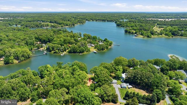 18040 SHIPPING POINT RD, Lexington Park, MD 20653