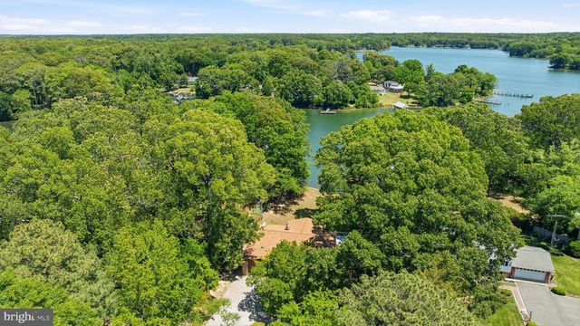 18040 SHIPPING POINT RD, Lexington Park, MD 20653