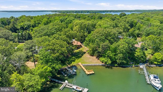 18040 SHIPPING POINT RD, Lexington Park, MD 20653