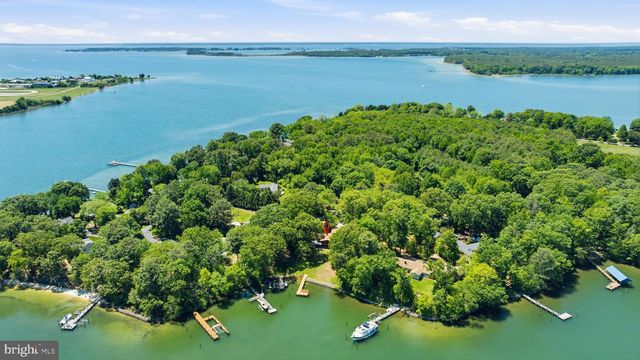 18040 SHIPPING POINT RD, Lexington Park, MD 20653