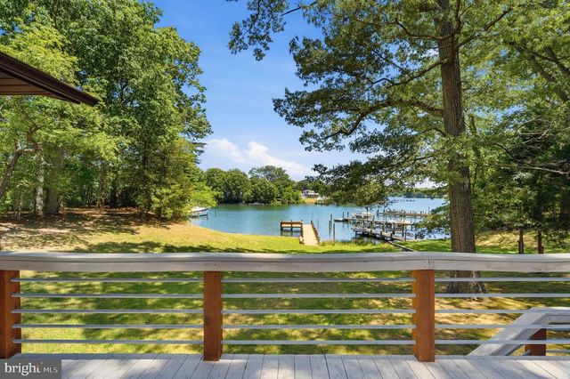 18040 SHIPPING POINT RD, Lexington Park, MD 20653