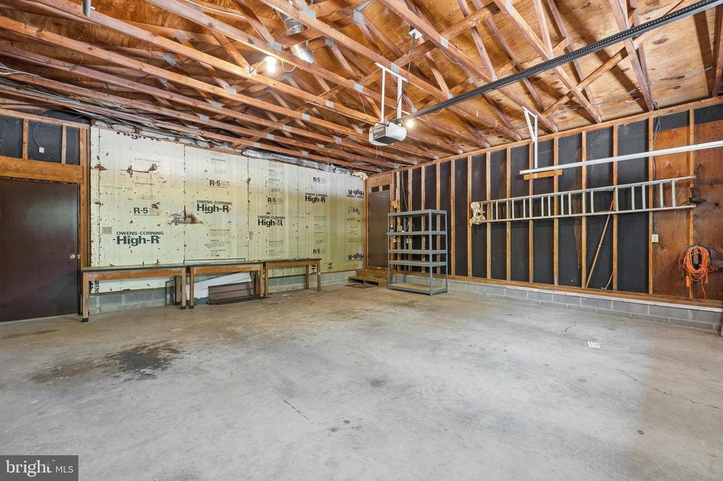 Image 48 of property listing at 18040 SHIPPING POINT RD, Lexington Park, MD 20653