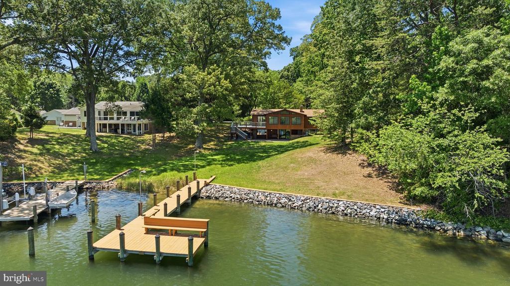 Image 60 of property listing at 18040 SHIPPING POINT RD, Lexington Park, MD 20653