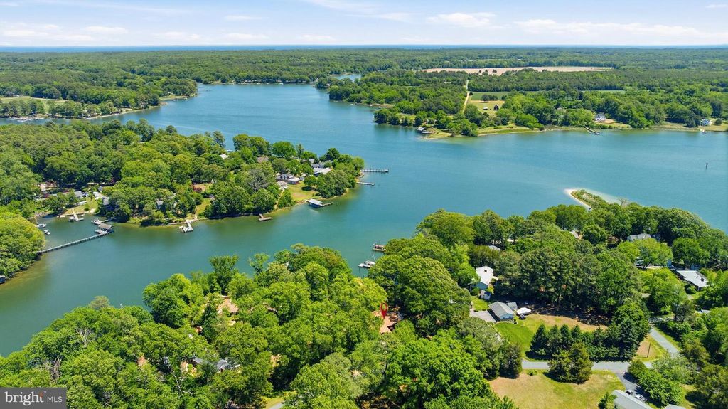 Image 66 of property listing at 18040 SHIPPING POINT RD, Lexington Park, MD 20653