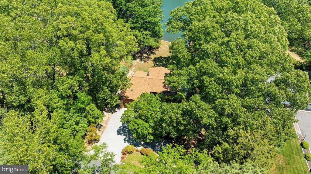 Image 69 of property listing at 18040 SHIPPING POINT RD, Lexington Park, MD 20653