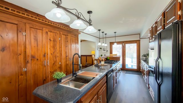 820 Elmwood Circle, Noblesville, IN 46062