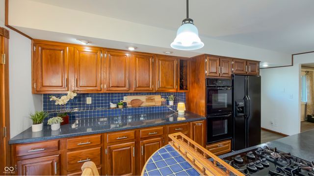 820 Elmwood Circle, Noblesville, IN 46062