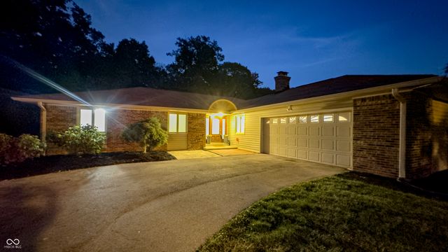820 Elmwood Circle, Noblesville, IN 46062