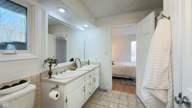 820 Elmwood Circle, Noblesville, IN 46062