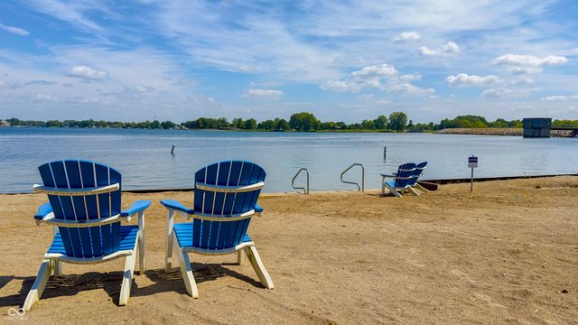 820 Elmwood Circle, Noblesville, IN 46062