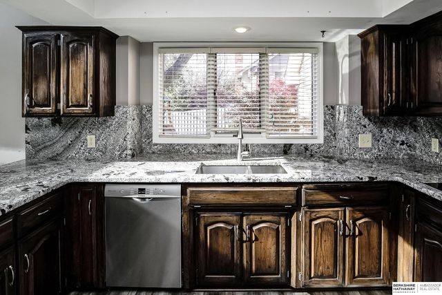 13105 Lafayette Avenue, Omaha, NE 68154