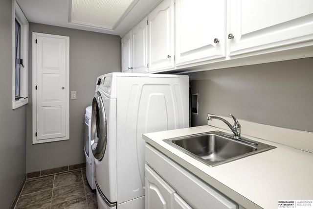 13105 Lafayette Avenue, Omaha, NE 68154