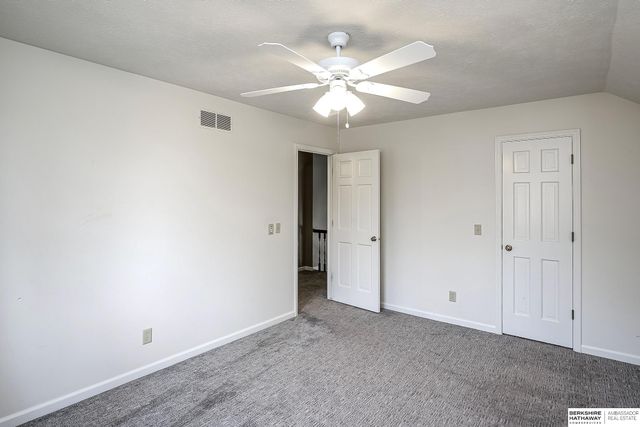 13105 Lafayette Avenue, Omaha, NE 68154