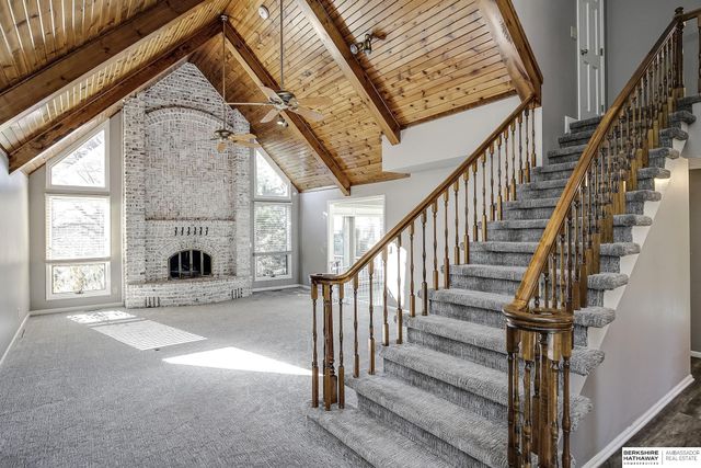 13105 Lafayette Avenue, Omaha, NE 68154