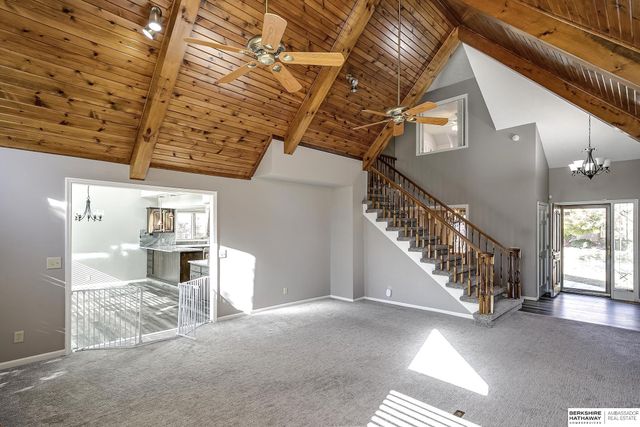 13105 Lafayette Avenue, Omaha, NE 68154