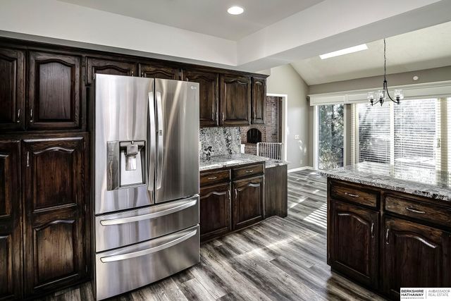 13105 Lafayette Avenue, Omaha, NE 68154