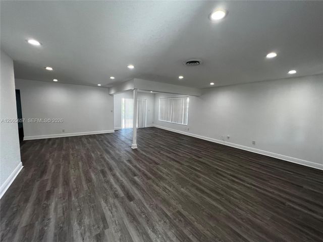 707 N 11th Ave, Hollywood, FL 33019