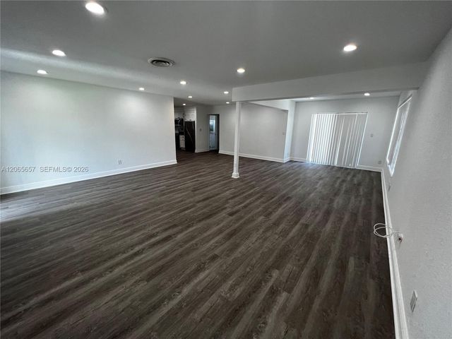 707 N 11th Ave, Hollywood, FL 33019