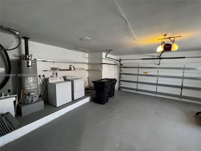 707 N 11th Ave, Hollywood, FL 33019