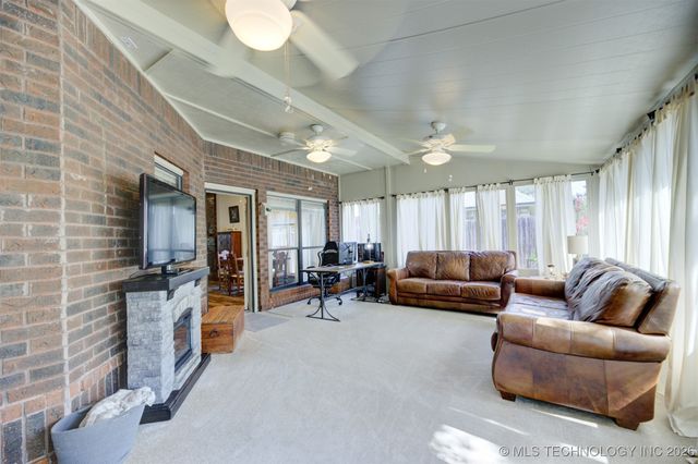 11309 S 107th East Avenue, Bixby, OK 74008