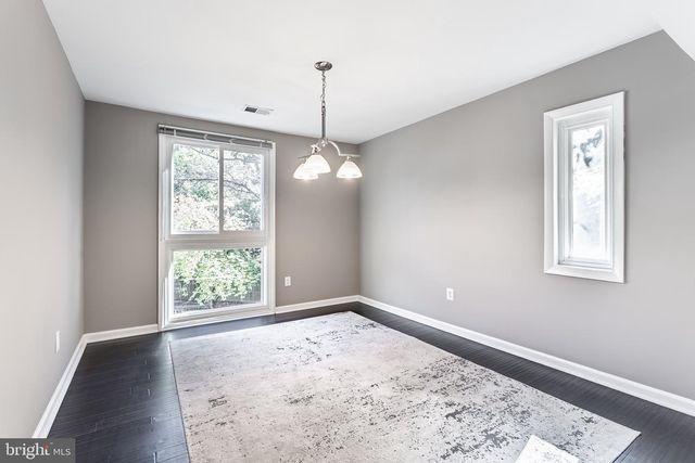 3054 MISSION SQUARE DR, Fairfax, VA 22031