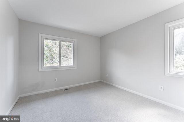 3054 MISSION SQUARE DR, Fairfax, VA 22031