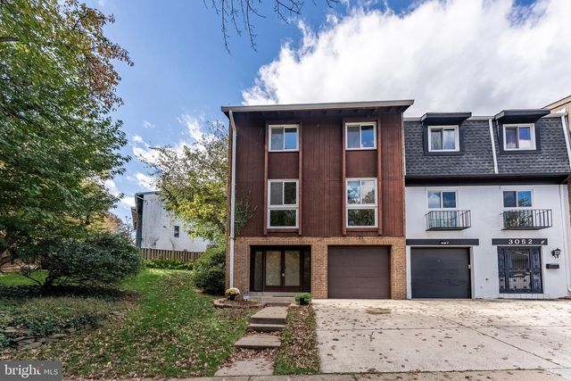 3054 MISSION SQUARE DR, Fairfax, VA 22031