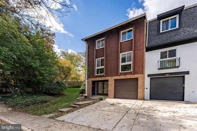 3054 MISSION SQUARE DR, Fairfax, VA 22031