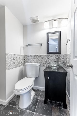 3054 MISSION SQUARE DR, Fairfax, VA 22031