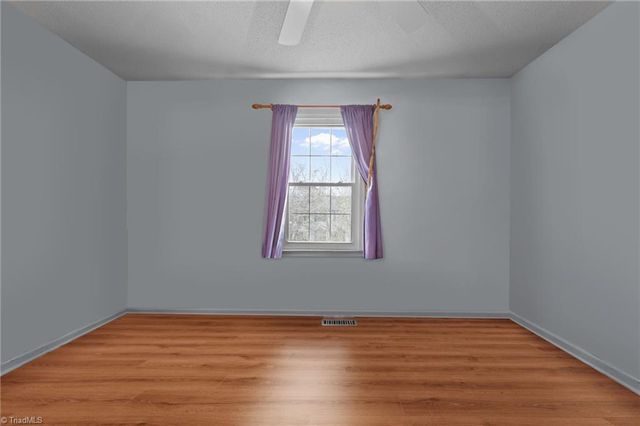 2106 Acorn Ridge Road, Greensboro, NC 27407