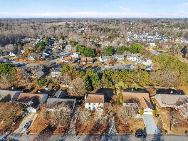 2106 Acorn Ridge Road, Greensboro, NC 27407