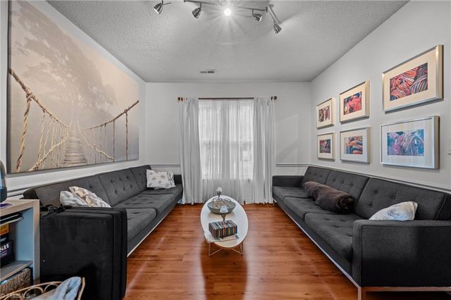 2106 Acorn Ridge Road, Greensboro, NC 27407