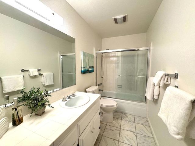 651 Spruce Street, Half Moon Bay, CA 94019