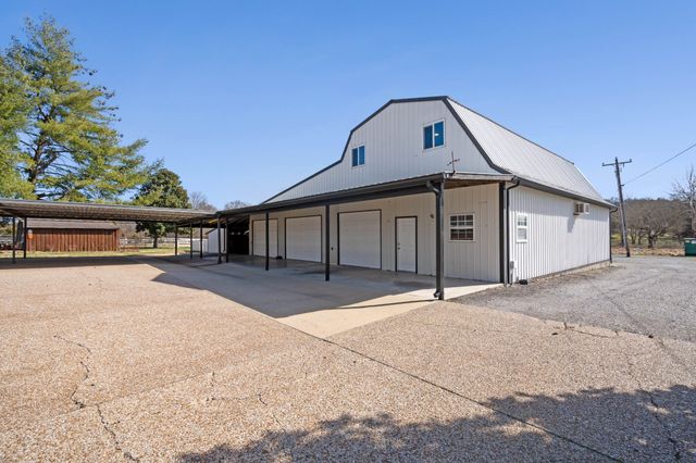 33 Edgewood Rd, Alexandria, TN 37012