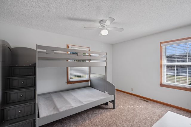 33 Edgewood Rd, Alexandria, TN 37012