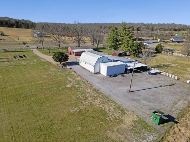 33 Edgewood Rd, Alexandria, TN 37012