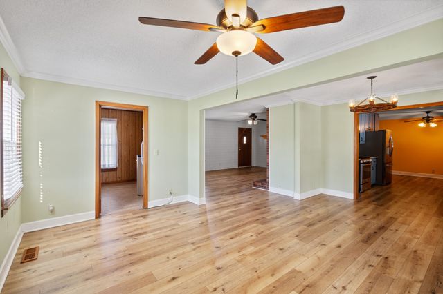 33 Edgewood Rd, Alexandria, TN 37012