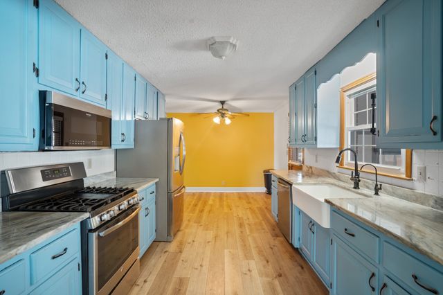 33 Edgewood Rd, Alexandria, TN 37012