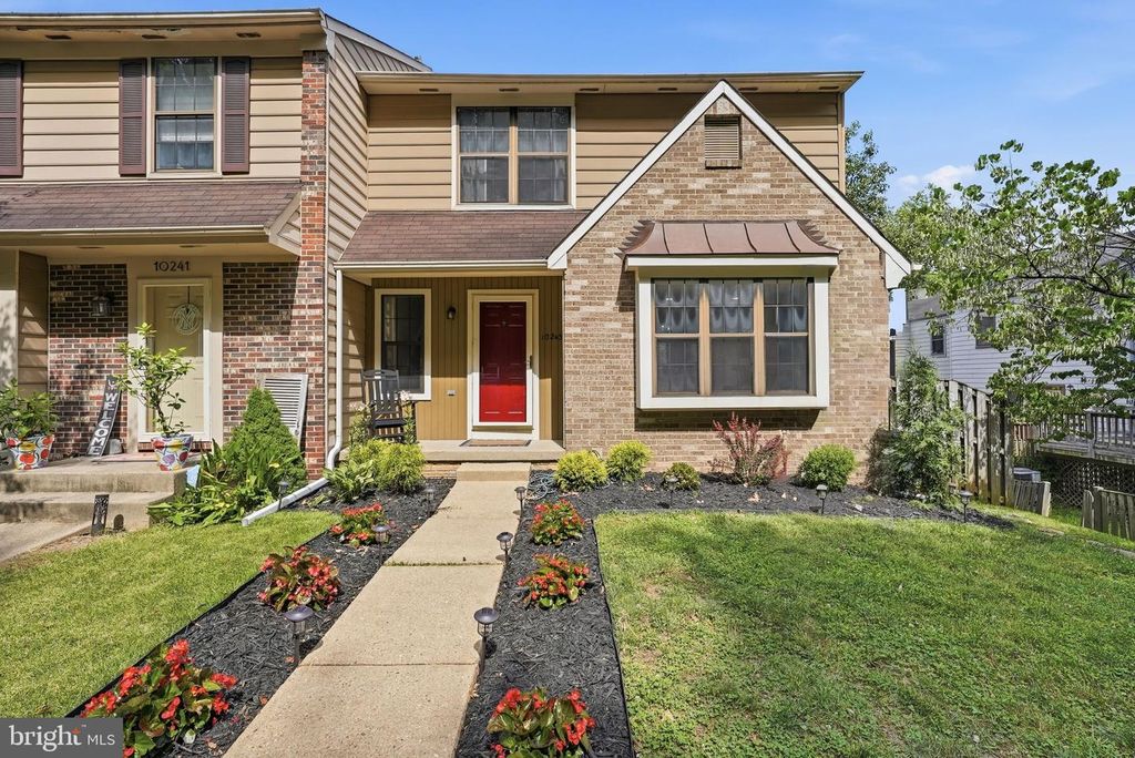 10243 ROBERTS COMMON LN, Burke, VA 22015