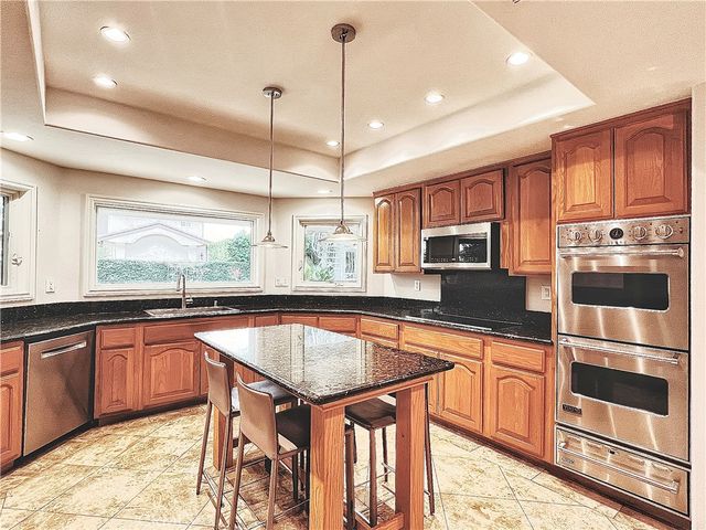 289 S Owens Drive, Anaheim Hills, CA 92808